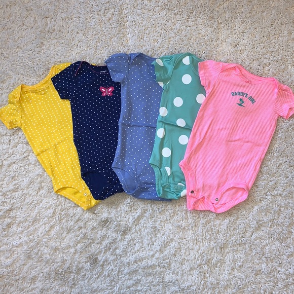 Carter's Other - 5 onesies